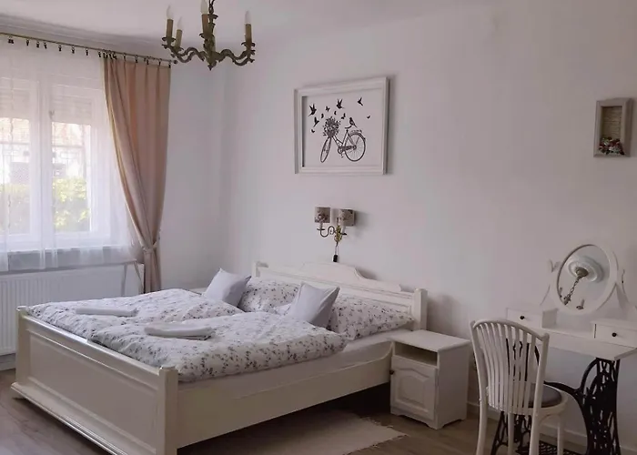 Edina Vintage Vendégház